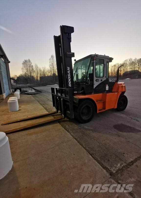 Doosan D90S-7 Chariots diesel