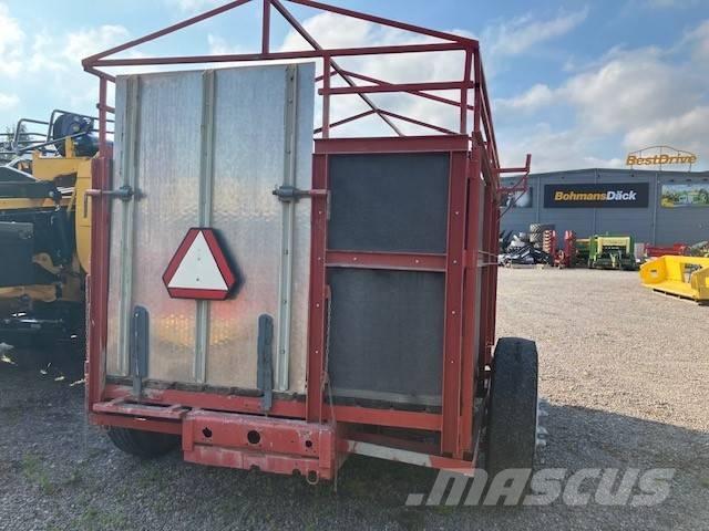  Djurvagn hemmabyggd Autre remorque agricole