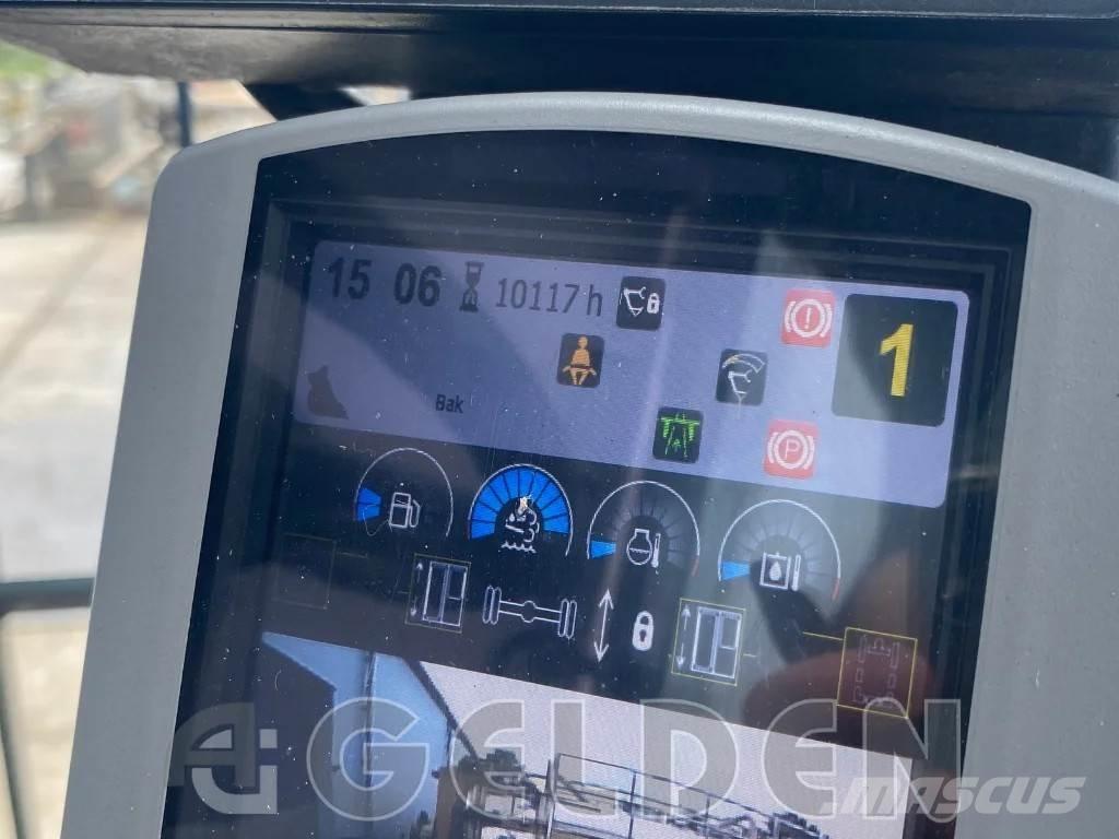 CAT MH3022 Pelle à déchets