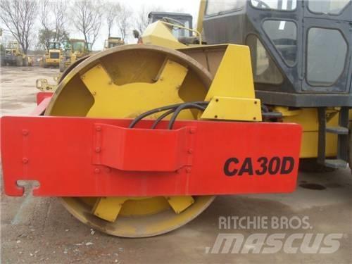 Dynapac CA30D Rouleaux monocylindre