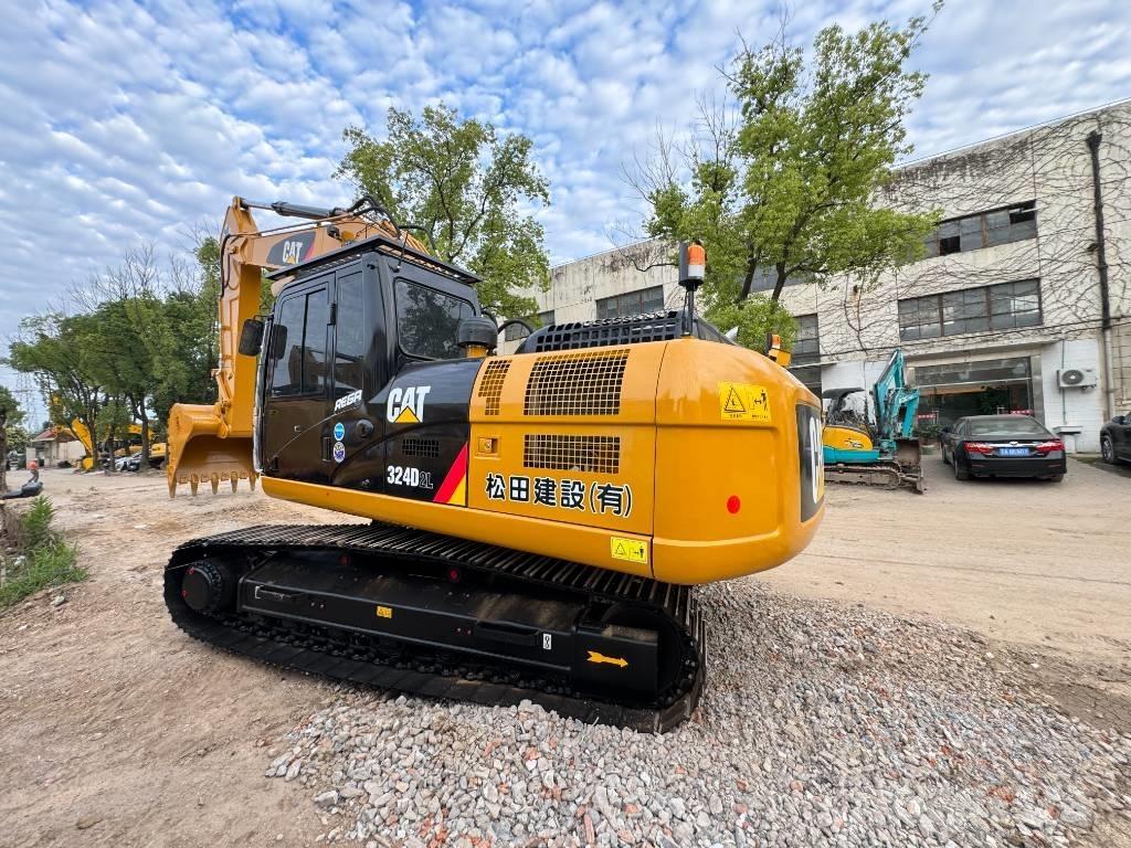 CAT 324 D L Pelle sur chenilles