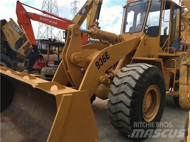 CAT 936 E Chargeuse sur pneus