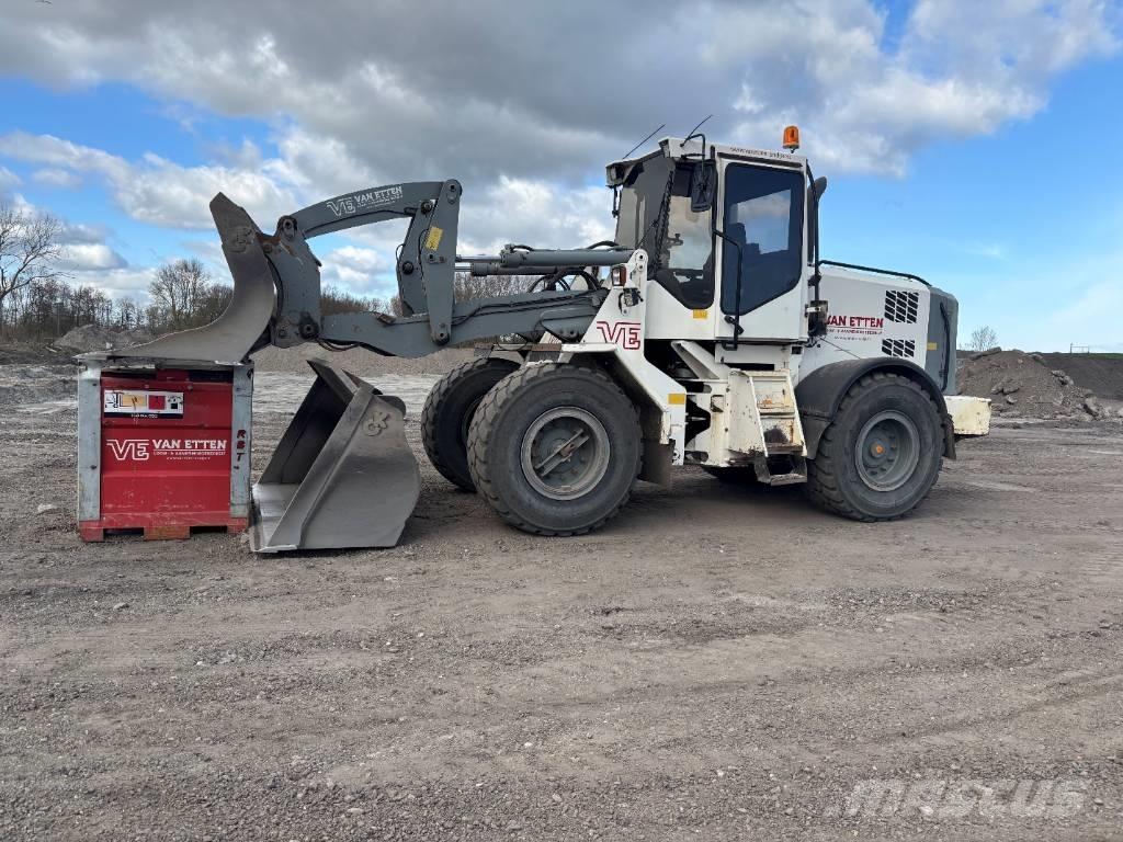 Ljungby L 9 Chargeuse sur pneus