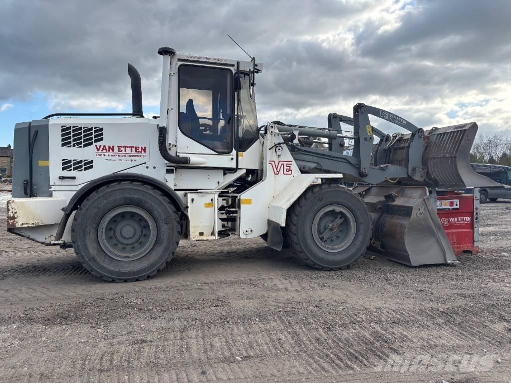 Ljungby L 9 Chargeuse sur pneus