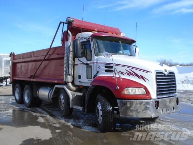 Mack CX 613 Camion benne