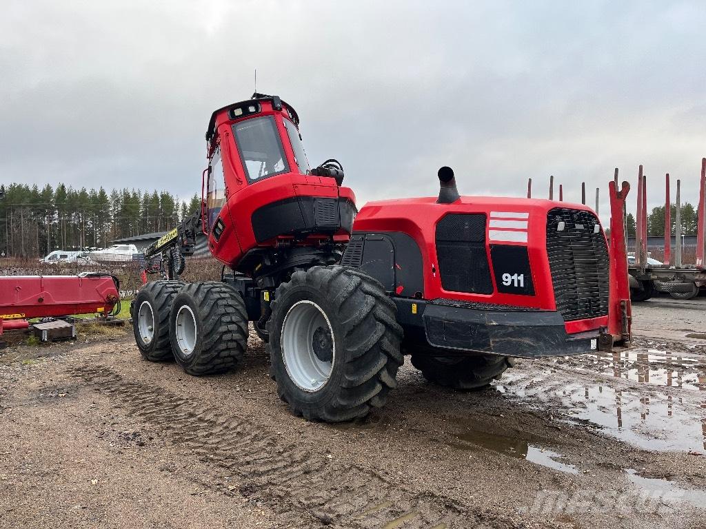 Komatsu 931 Abatteuse