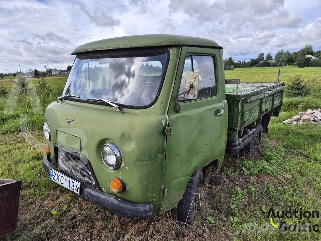  UAZ 452 Utilitaire benne
