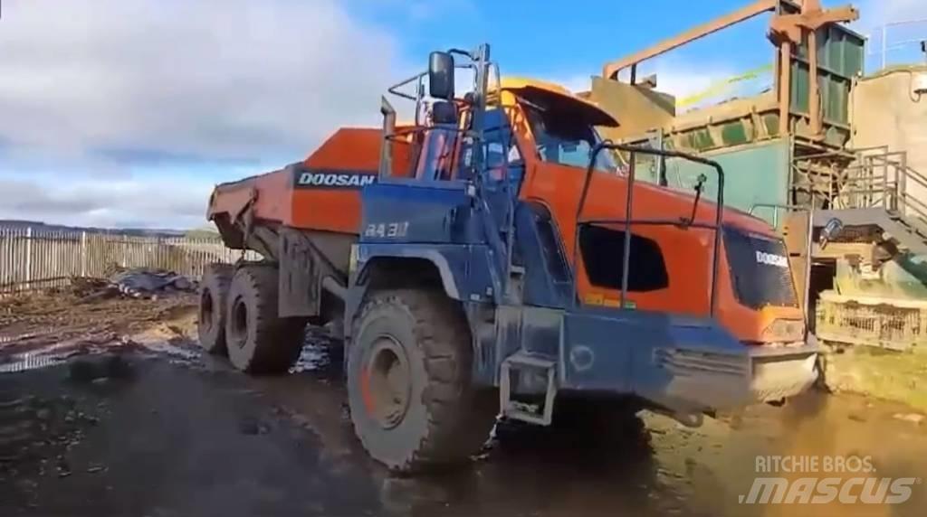 Doosan DA 30 Tombereau articulé
