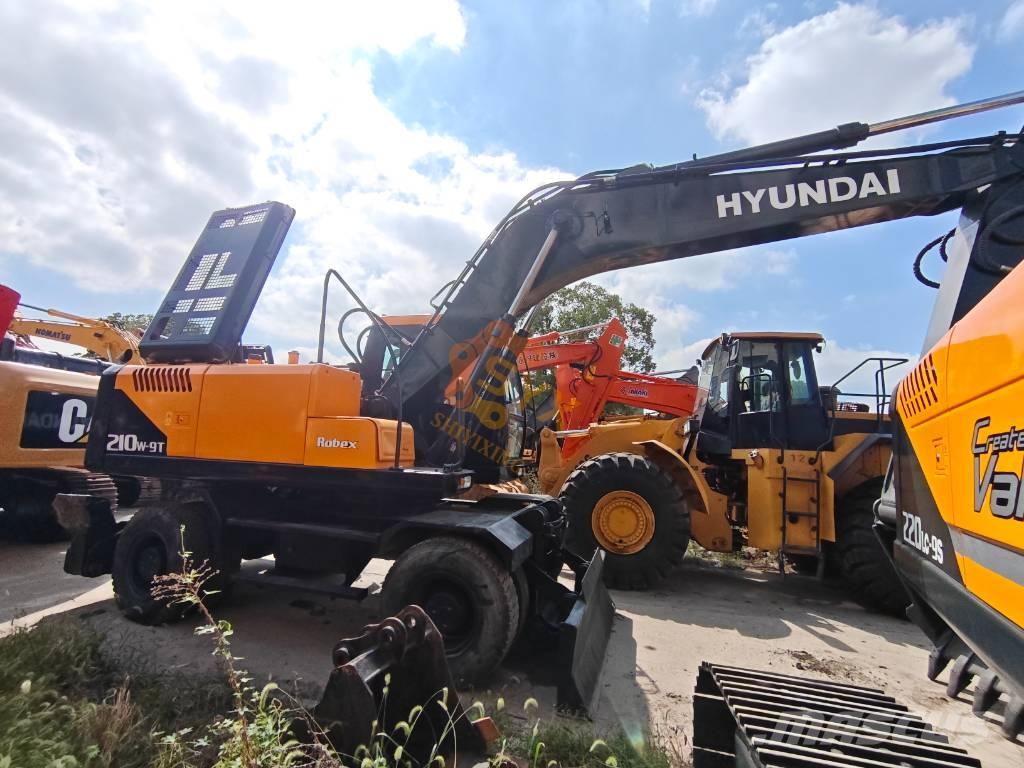 Hyundai 210W-9 Pelle sur pneus