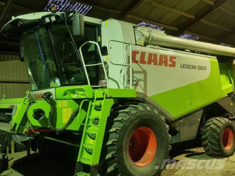 CLAAS Lexion 560 Moissonneuse batteuse