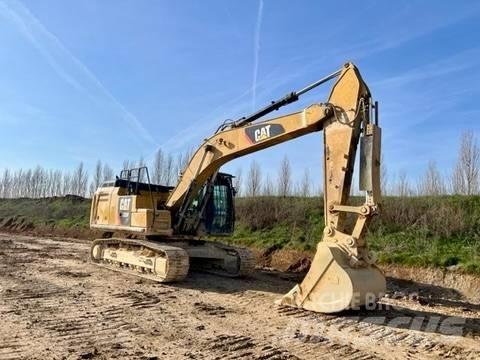 CAT 326 F L Pelle sur chenilles