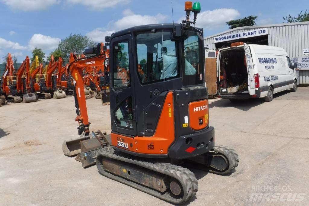 Hitachi ZX 33 U-6 Mini pelle < 7t