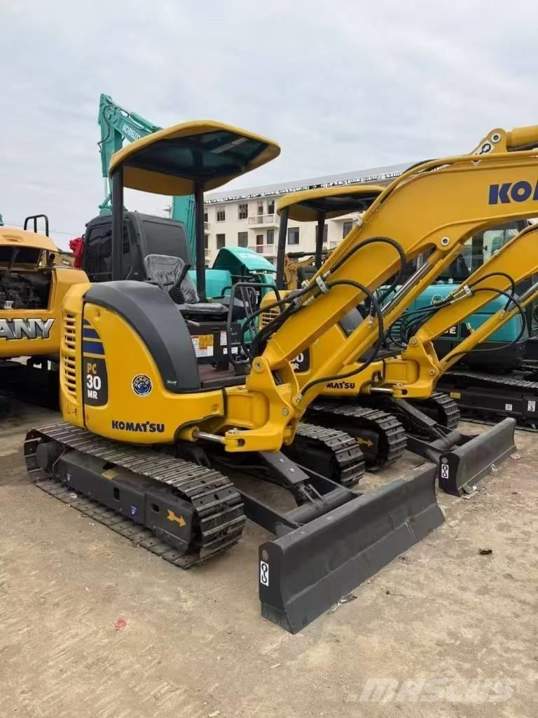 Komatsu 30 Pelle sur chenilles