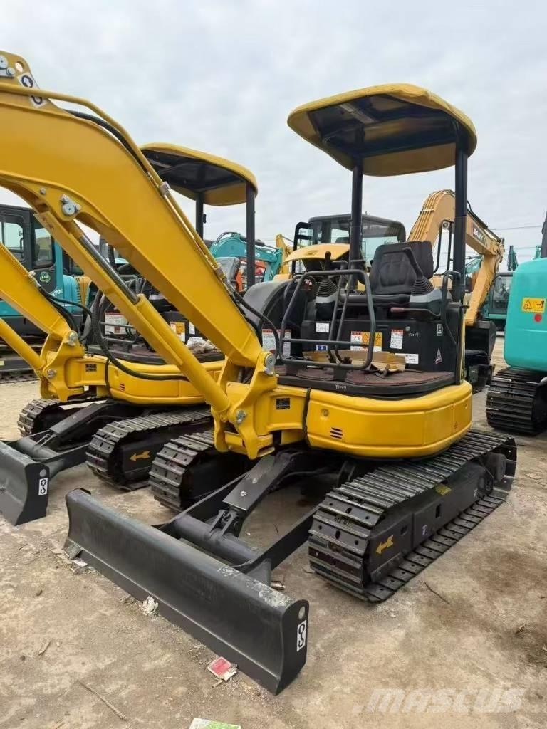 Komatsu 30 Pelle sur chenilles