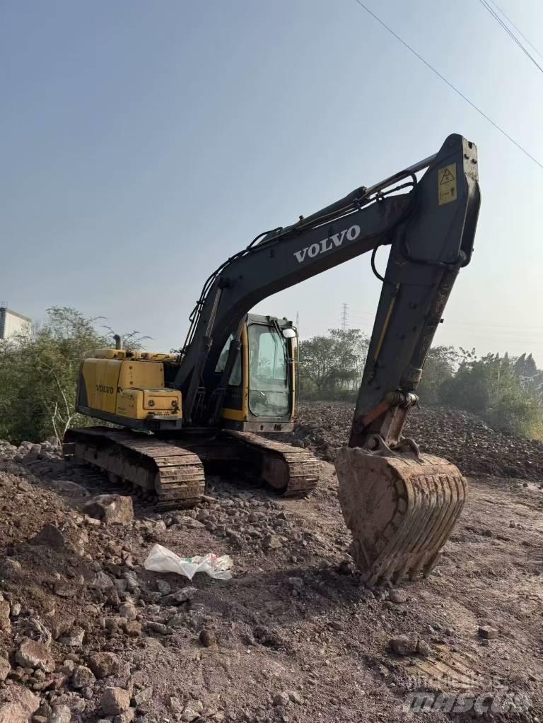 Volvo EC140B Pelle sur chenilles
