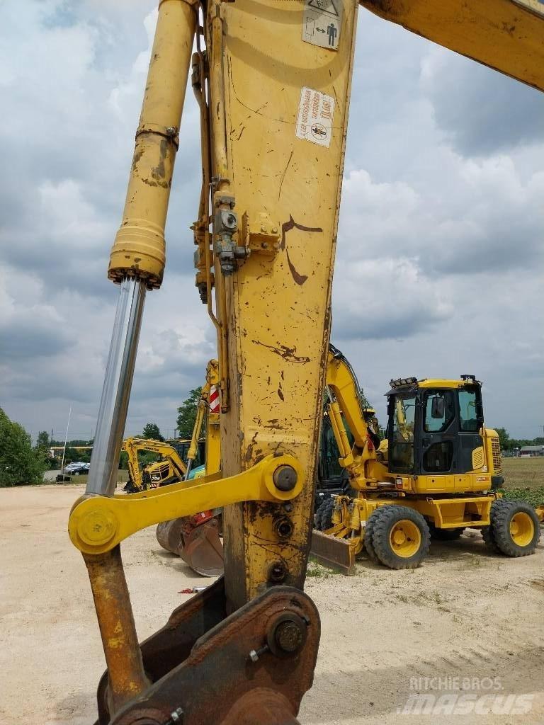 Komatsu PC 240 LC-8 Pelle sur chenilles