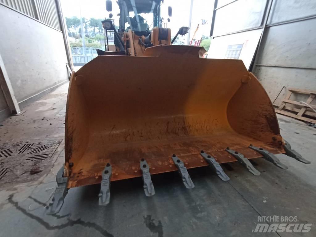 CAT 950 K Chargeuse sur pneus