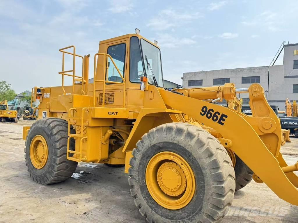 CAT 950E Chargeuse sur pneus
