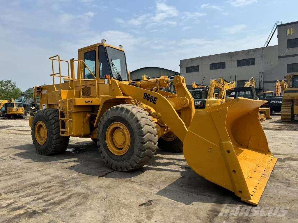 CAT 950E Chargeuse sur pneus