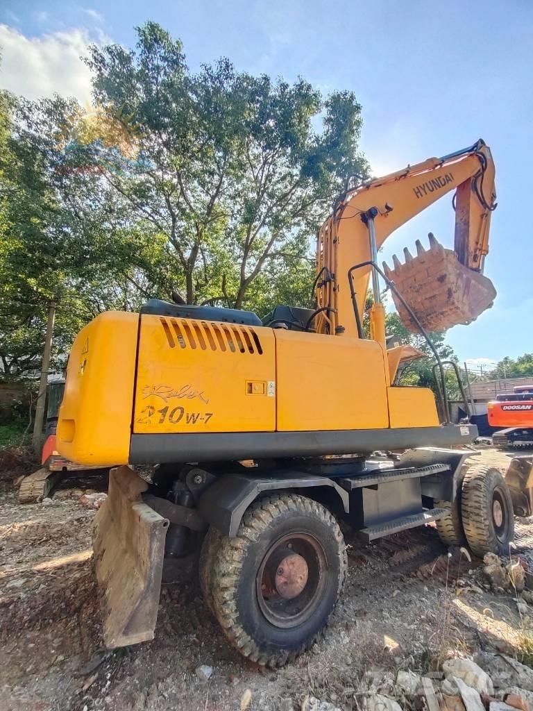 Hyundai Robex 210w-7 Pelle sur chenilles