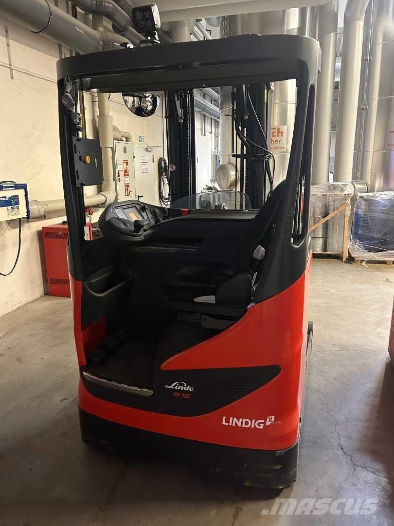 Linde R16B Chariot à mât rétractable