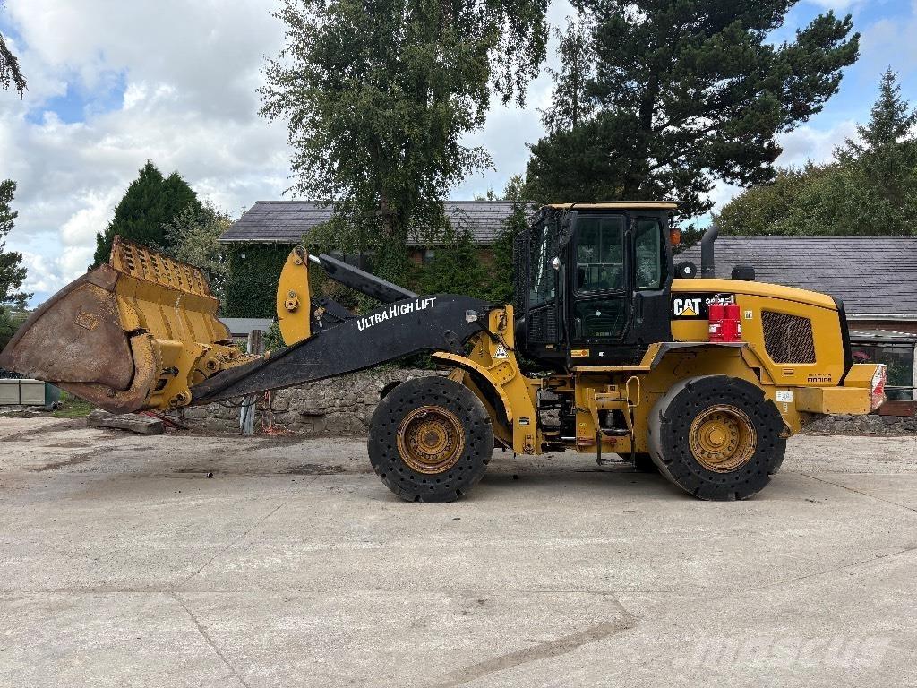 CAT 938 M Chargeuse sur pneus