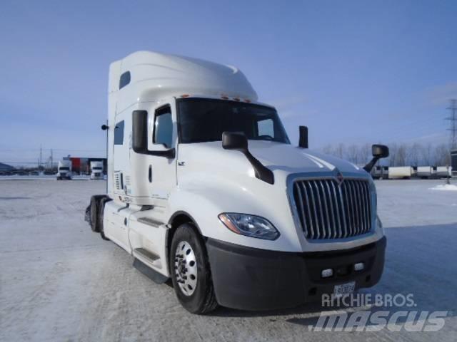 International LT 625 Tracteur routier