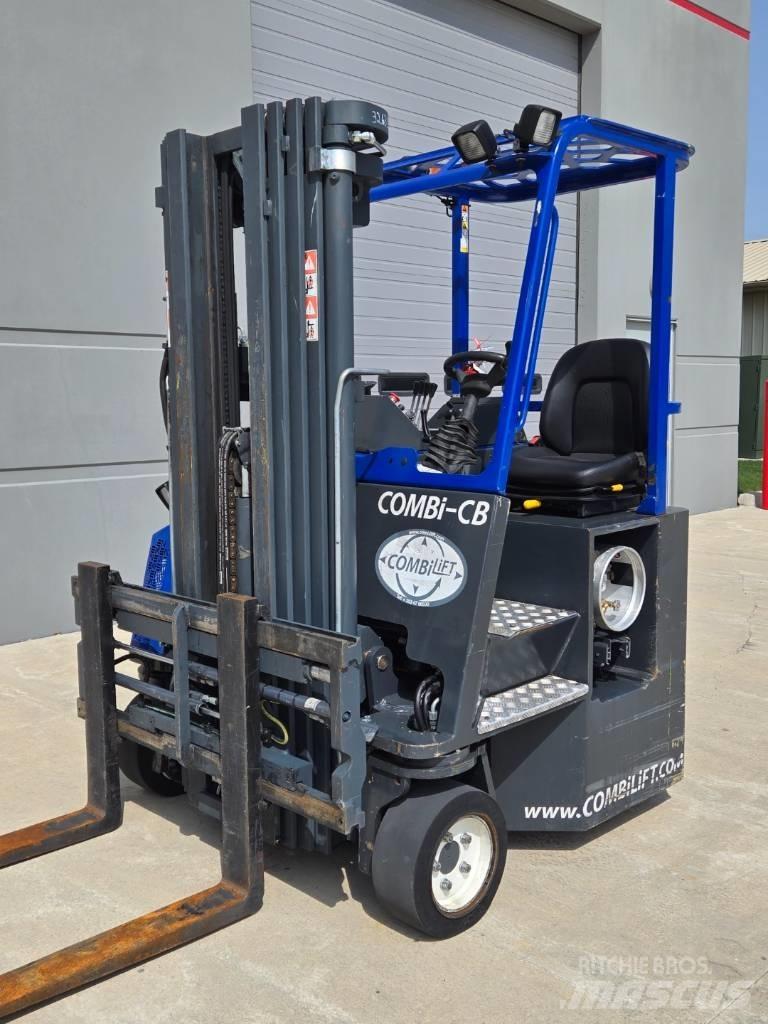 Combilift C 6000 Chariot à mât rétractable