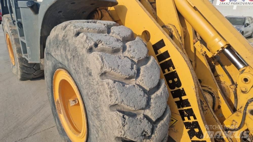 Liebherr 556 Chargeuse sur pneus