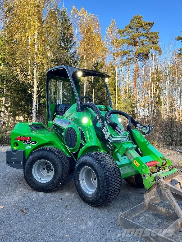 Avant 523 Chargeuse compacte