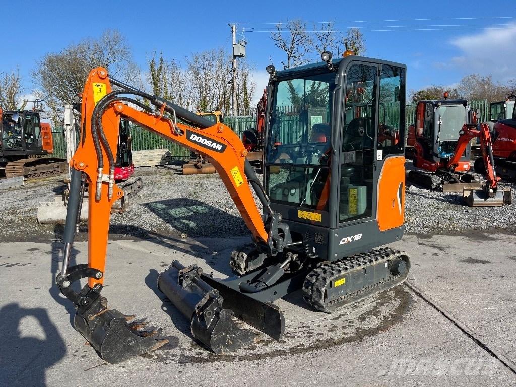 Doosan DX 19 Mini pelle < 7t