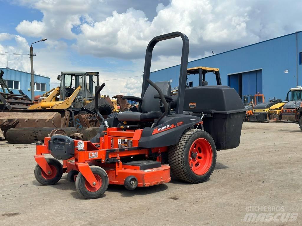 Kubota Z121S Tondeuses à rayon de braquage zéro
