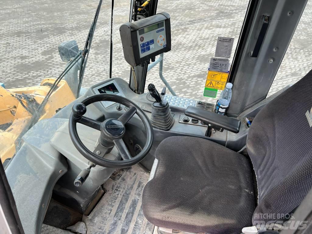Liebherr 580 Chargeuse sur pneus