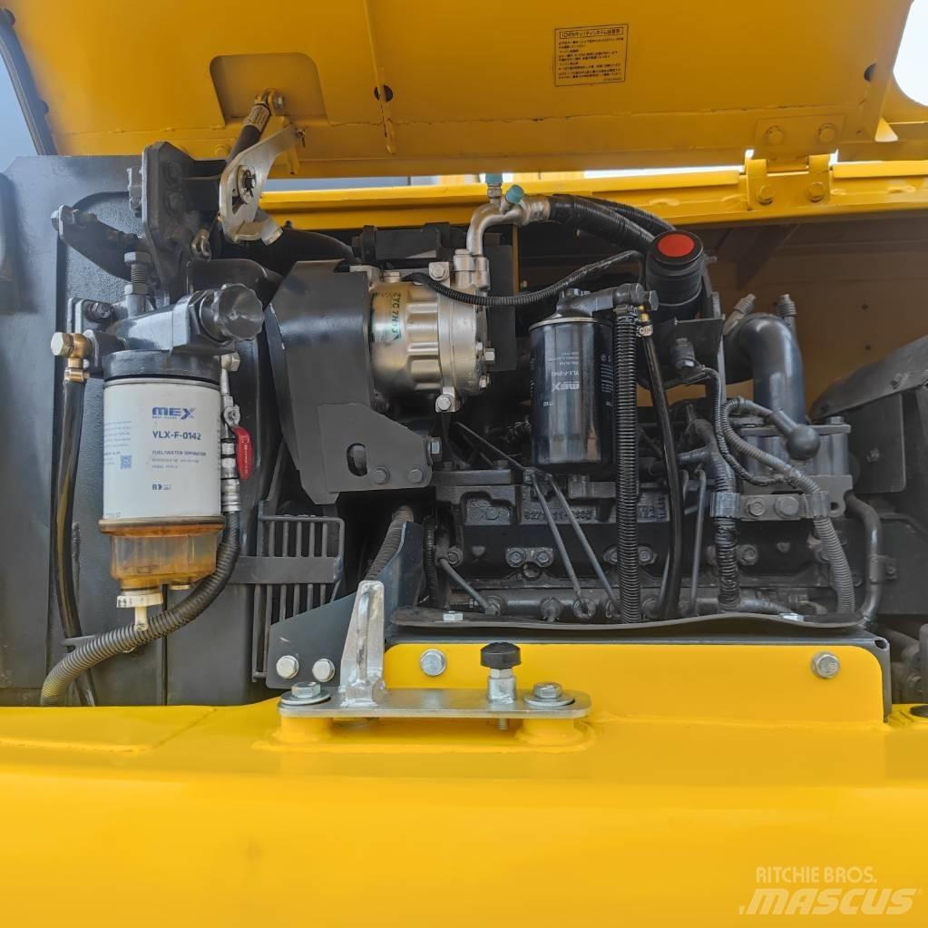 Komatsu PC 70 Mini pelle < 7t