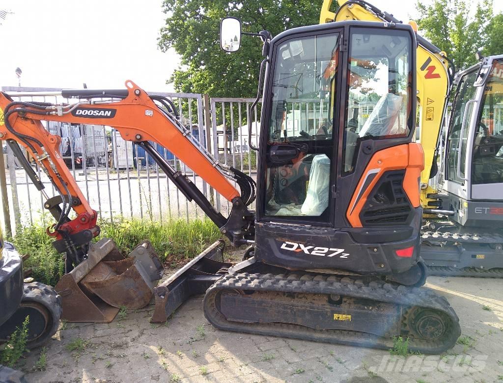 Doosan DX 27 Z Mini pelle < 7t