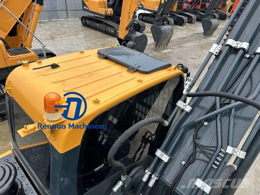 Hyundai R305LC-9T Pelle sur chenilles