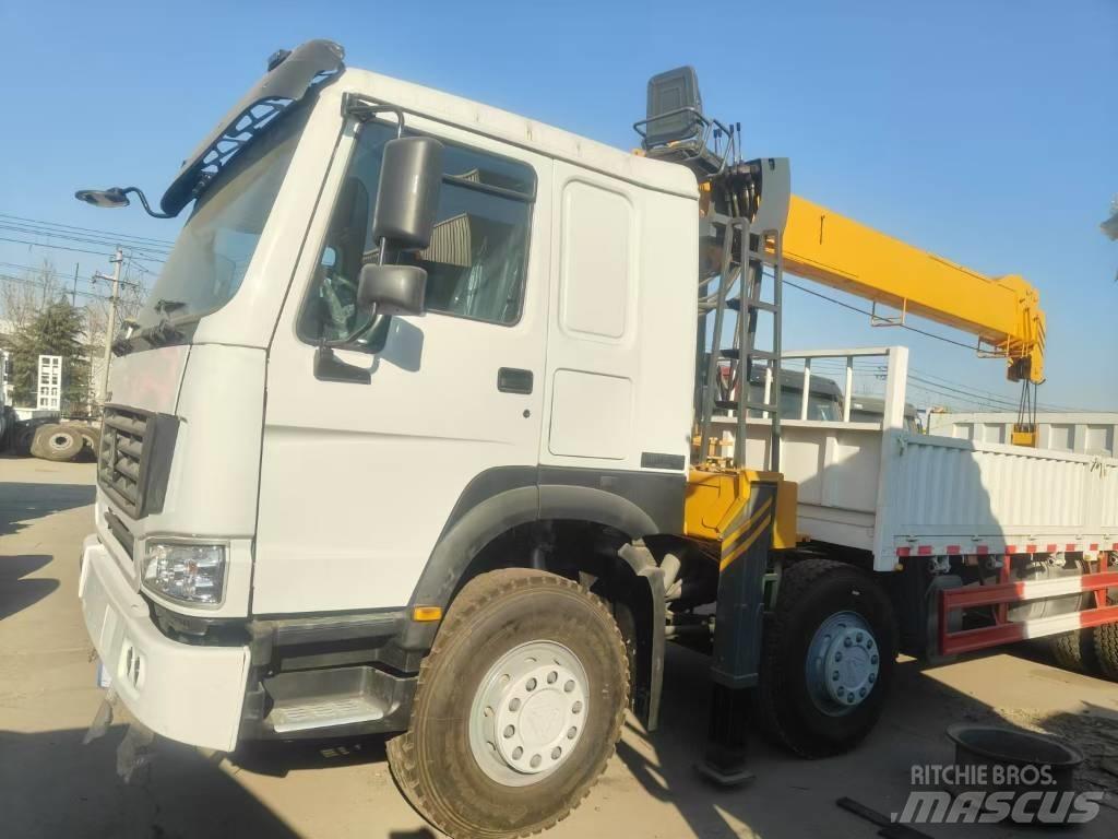 Howo 8*4 371 Camion benne
