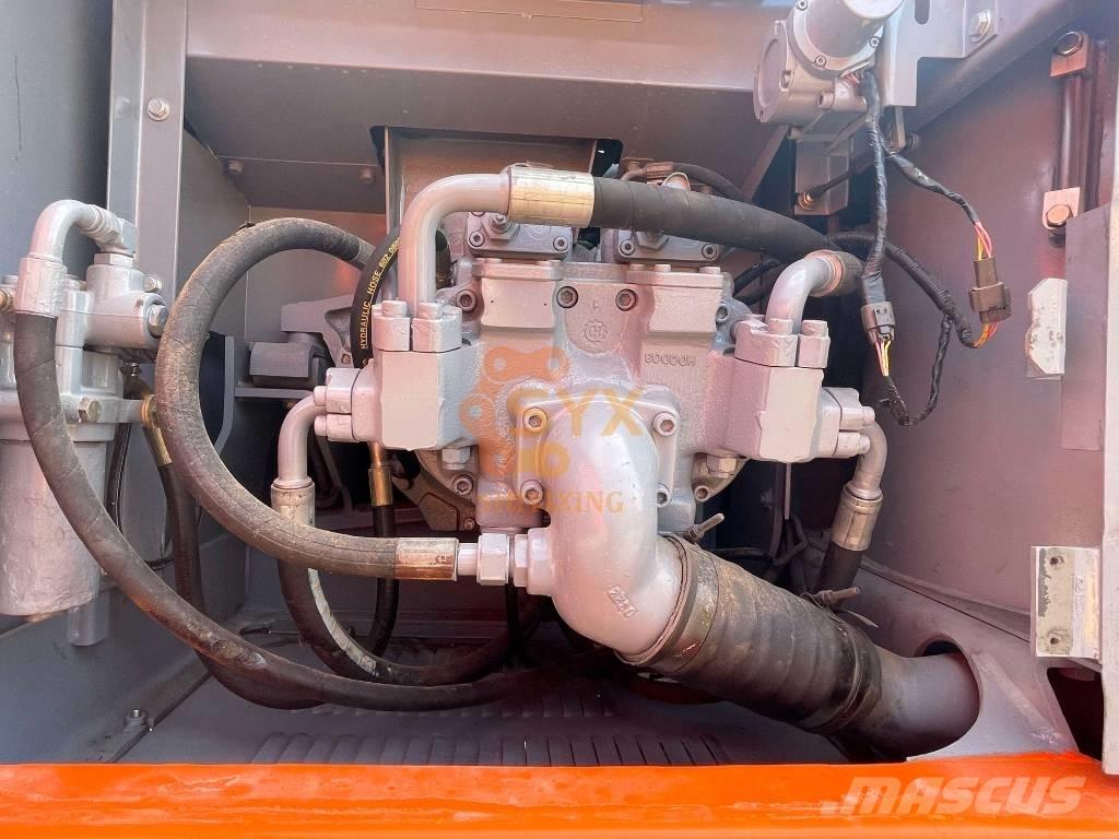 Hitachi EX 200 Pelle sur chenilles