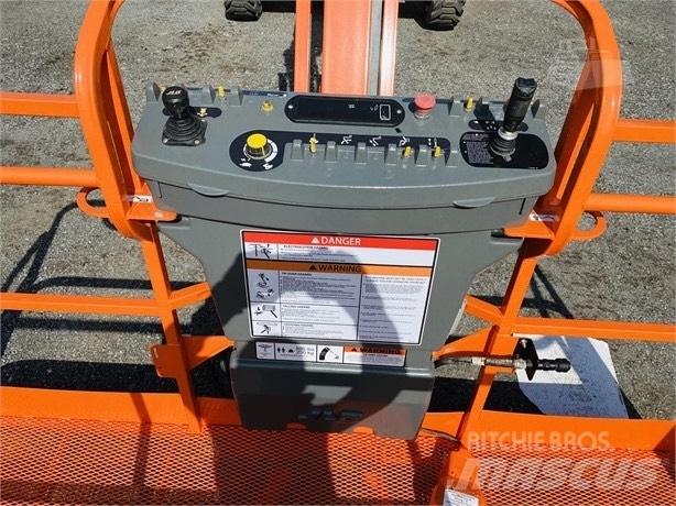 JLG 460 SJ Nacelles télescopiques