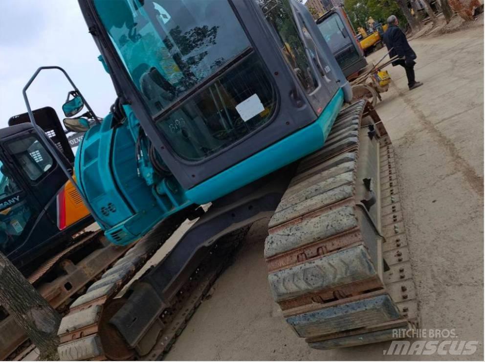 Kobelco SK 135 SR Pelle sur chenilles