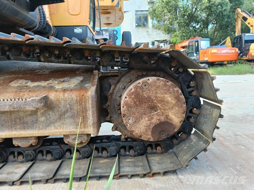 Hyundai R220LC-9 Pelle sur chenilles