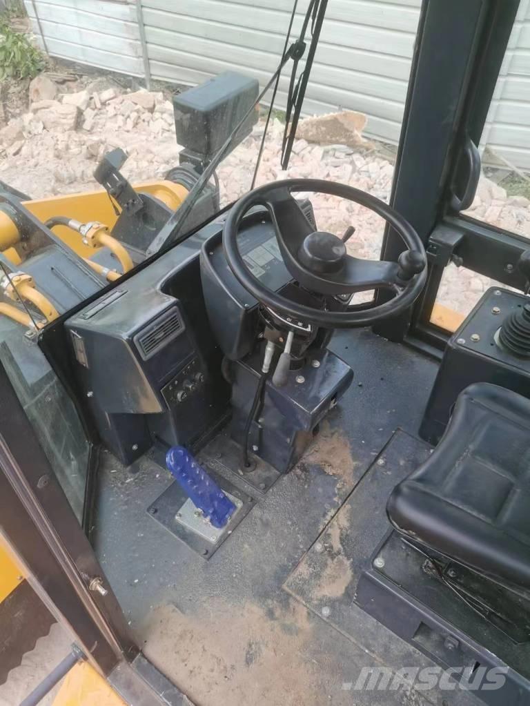 LiuGong 835 H Chargeuse sur pneus