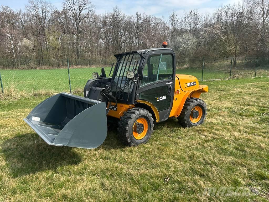 JCB 520-40 Chariot télescopique