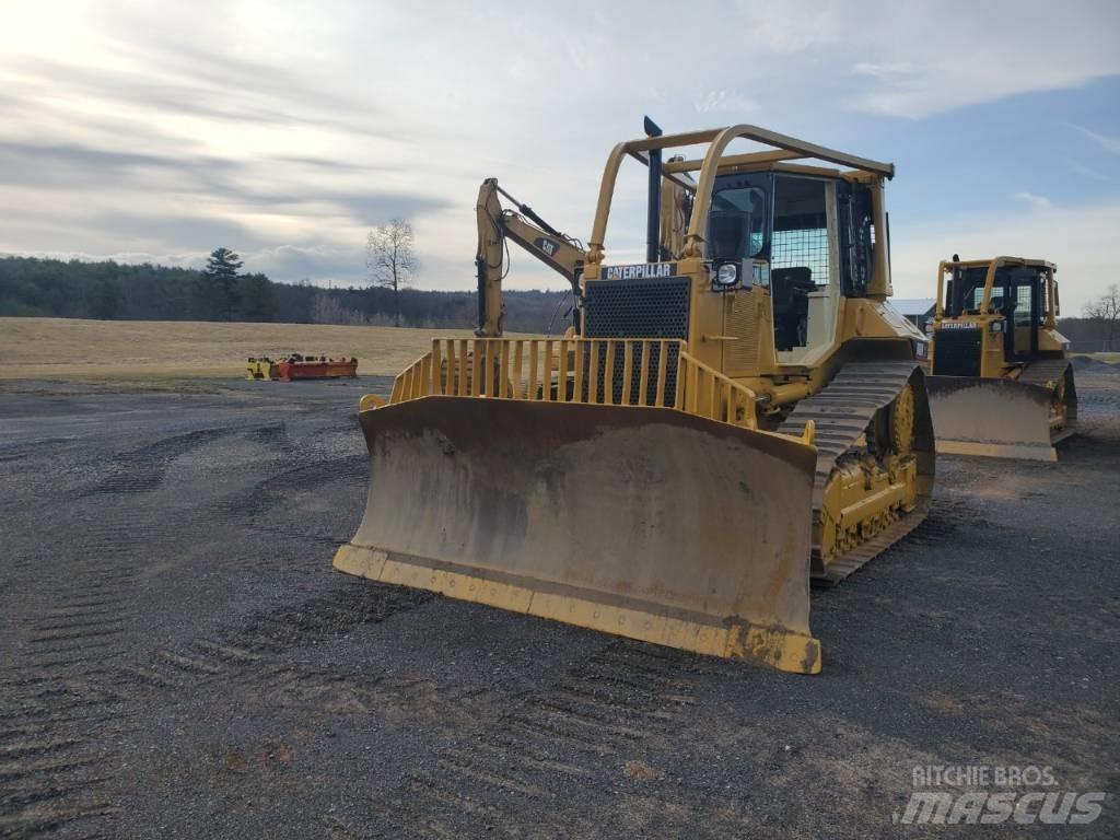 CAT D 6 M XL Bouteurs sur chenilles