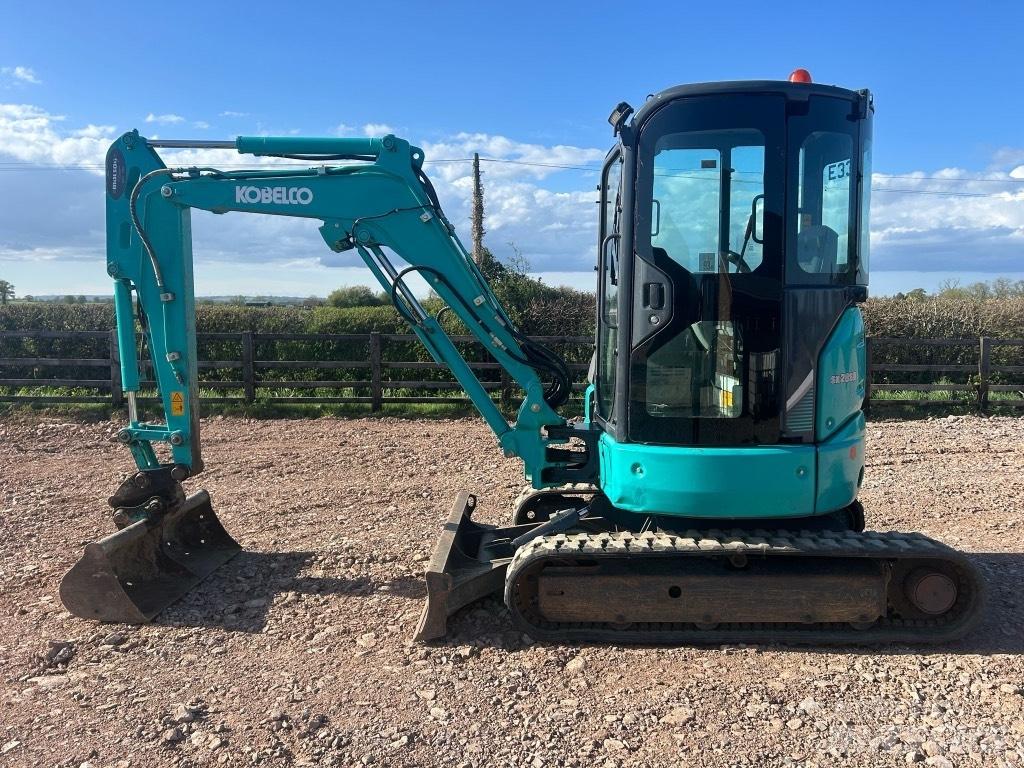 Kobelco SK 28 SR Mini pelle < 7t