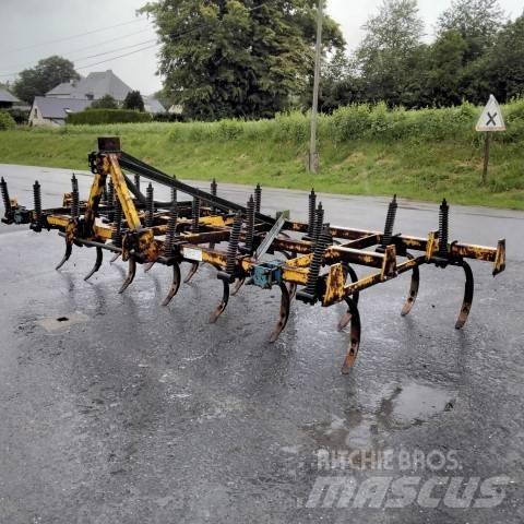  EBRA CHISEL Déchaumeur, cultivateur