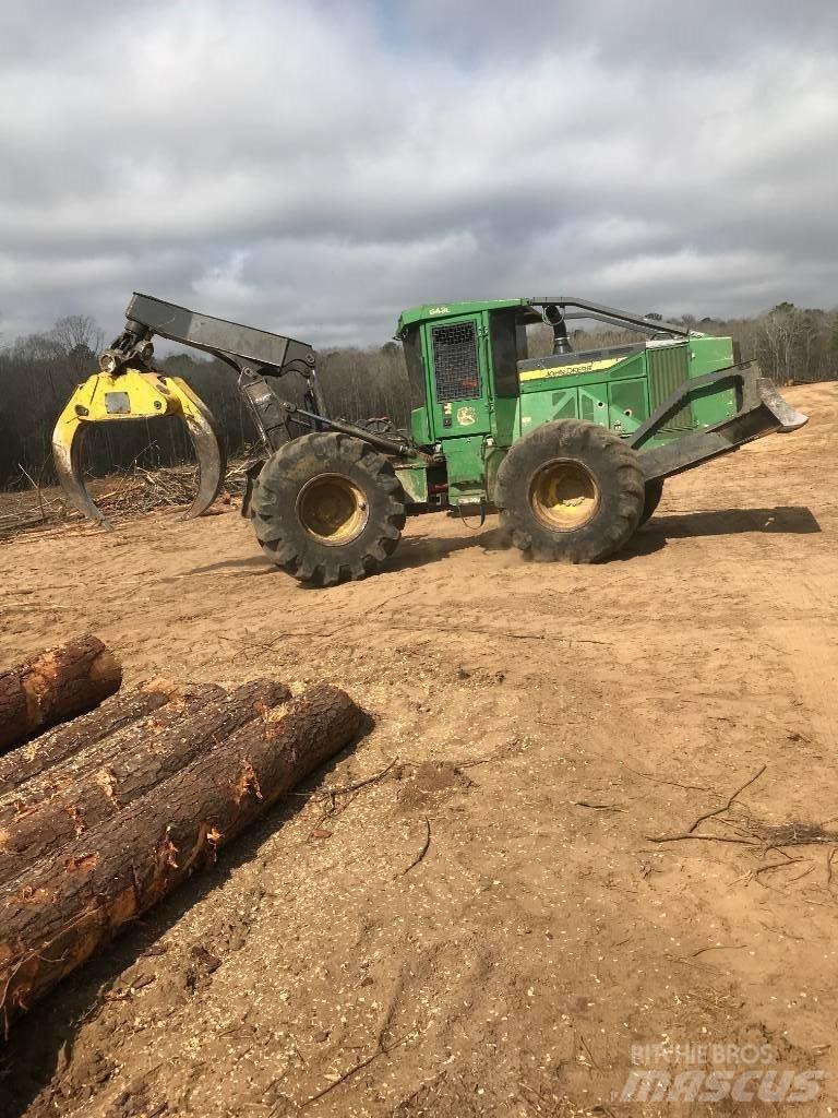 John Deere 648 L Débusqueur