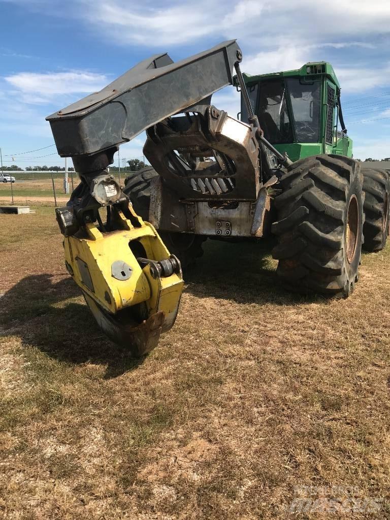 John Deere 648 L Débusqueur
