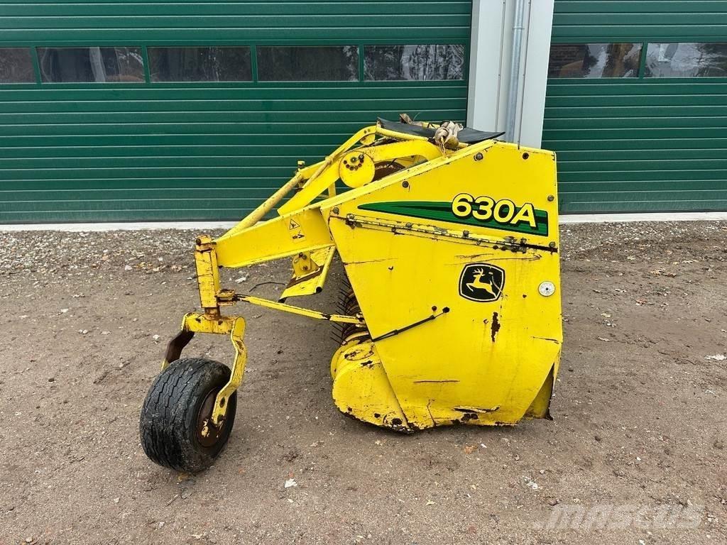 John Deere 630 A Ensileuse occasion