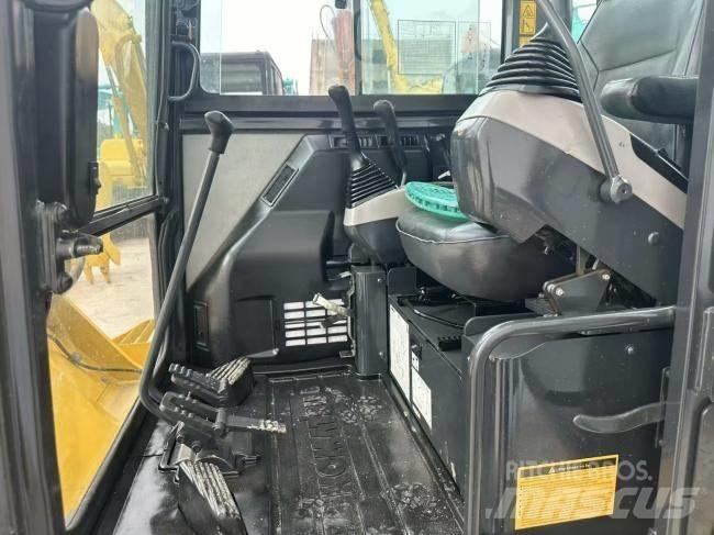 Komatsu PC 56 Mini pelle < 7t
